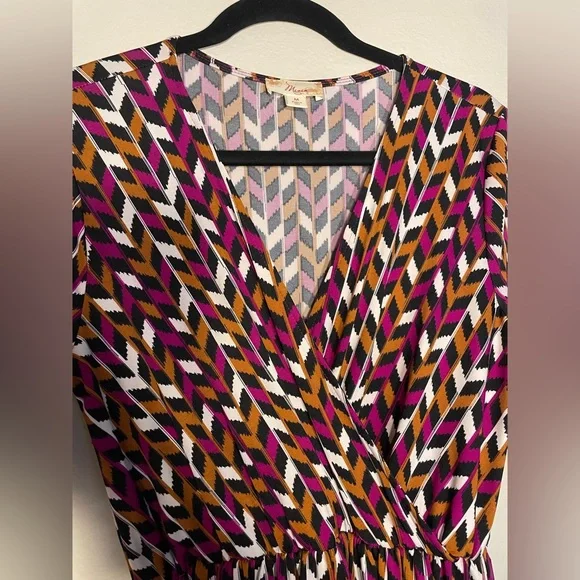 Women's Colorful Chevron Wrap Dress - Picture 6 of 6